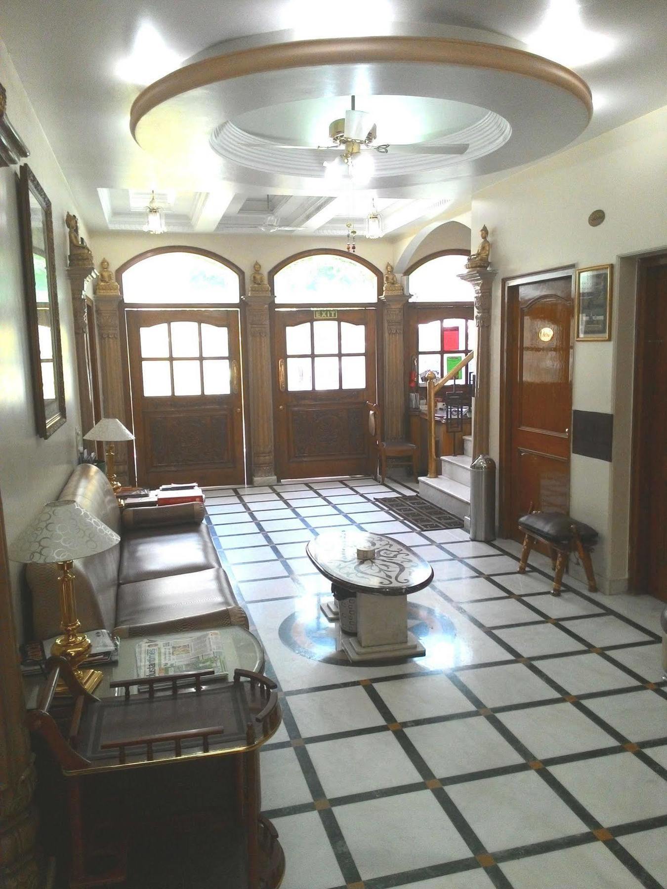Bajaj Indian Home Stay Нью-Делі Екстер'єр фото
